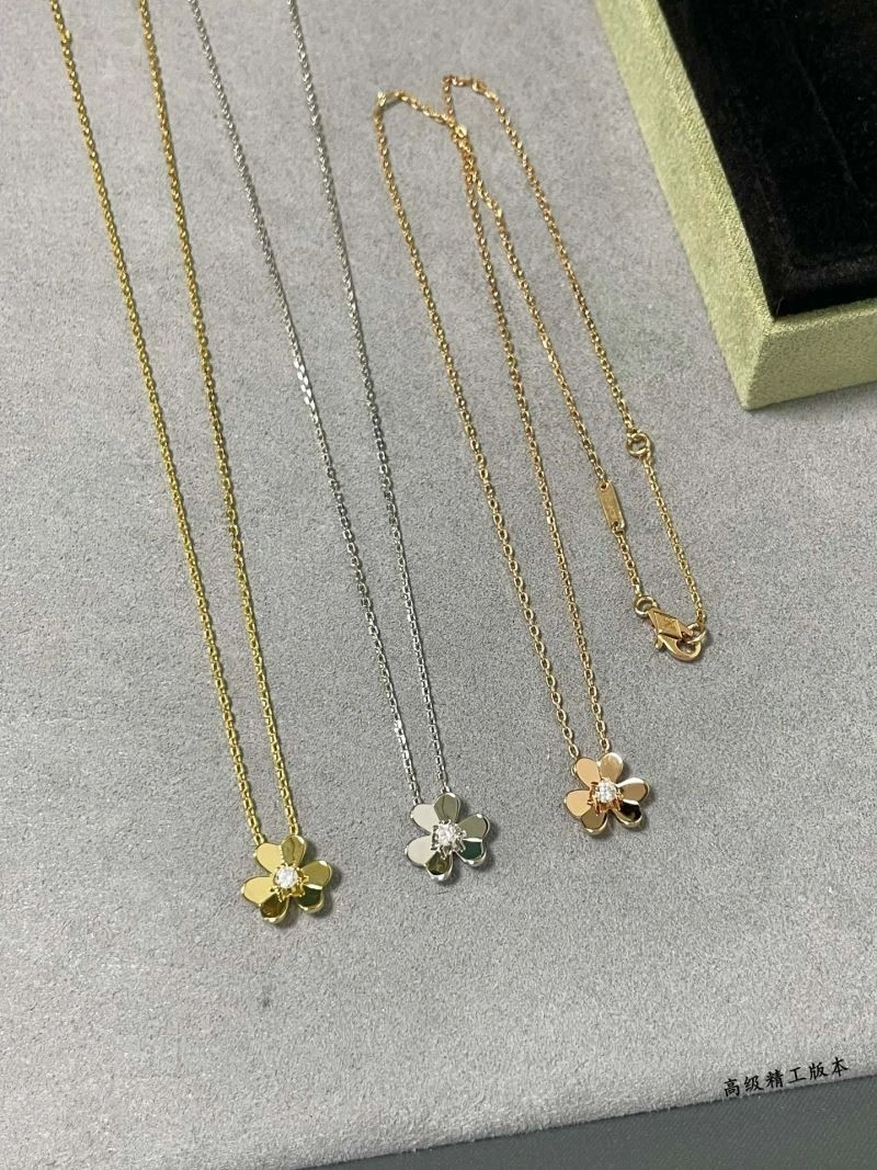 Vca Necklaces Thermal 254300