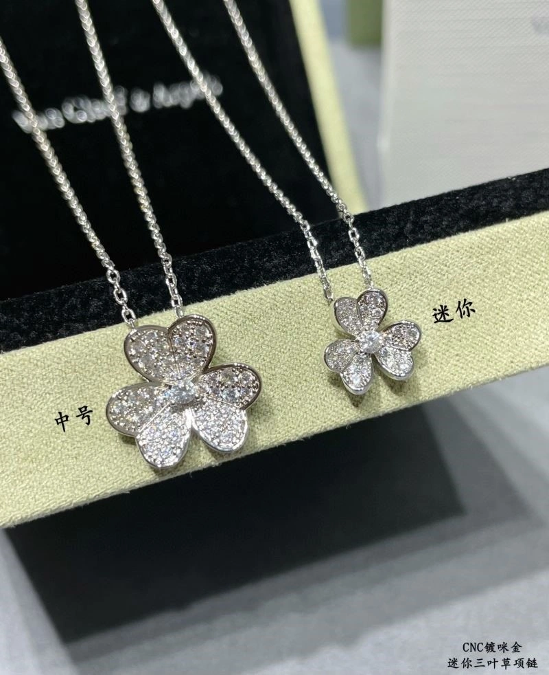 Lightweight Vca Necklaces 254313