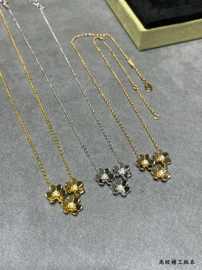 TechFriendly Vca Necklaces 254306