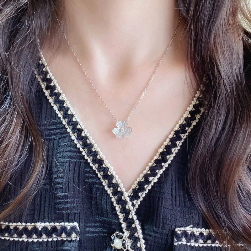 Vca Necklaces FreshLook 254310
