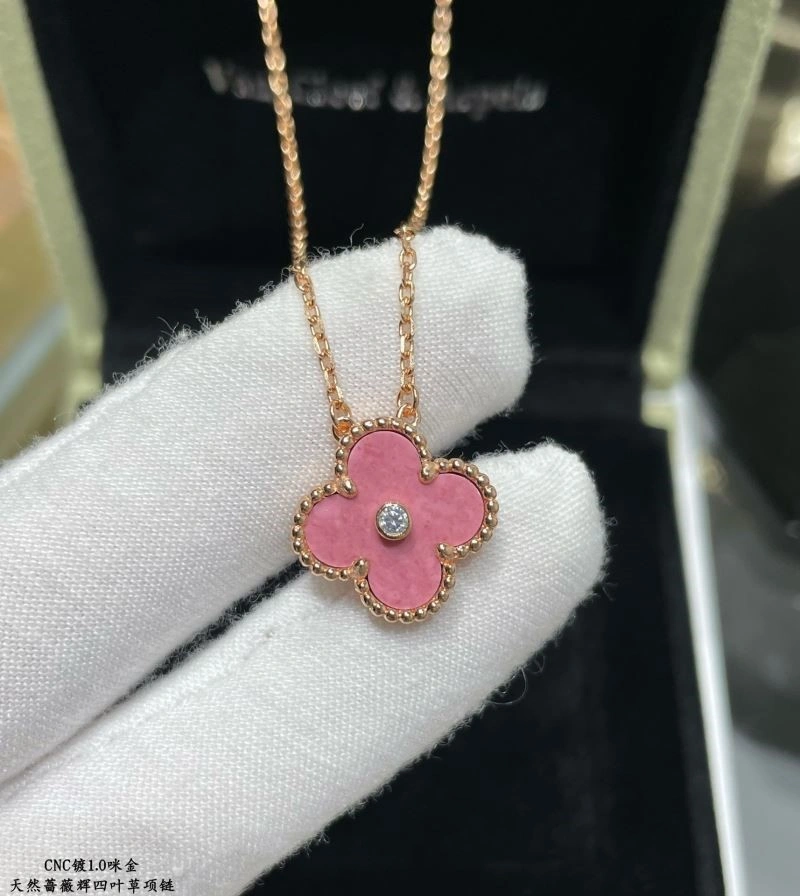 WellDesigned Vca Necklaces 254295