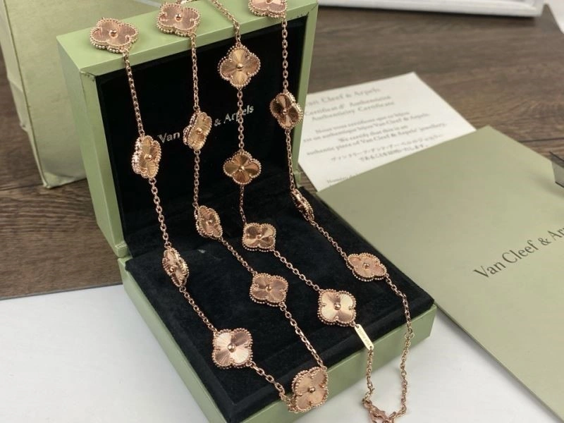 Minimalist Vca Necklaces 254301