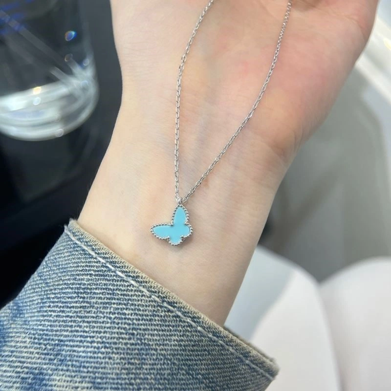 Breathable Vca Necklaces 254290