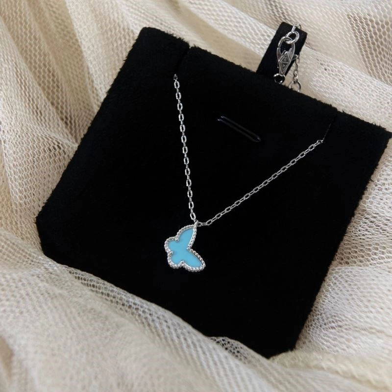 Breathable Vca Necklaces 254290
