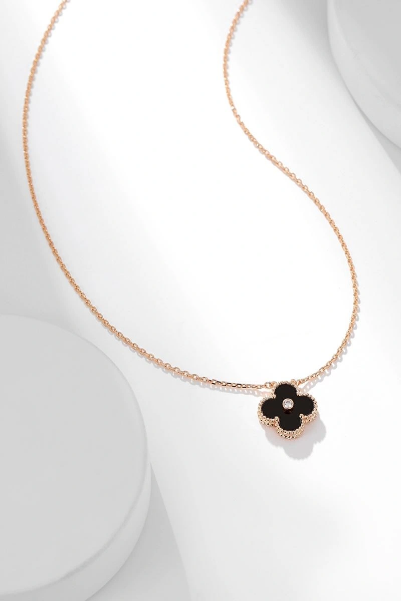 FlexibleFit Vca Necklaces 254283