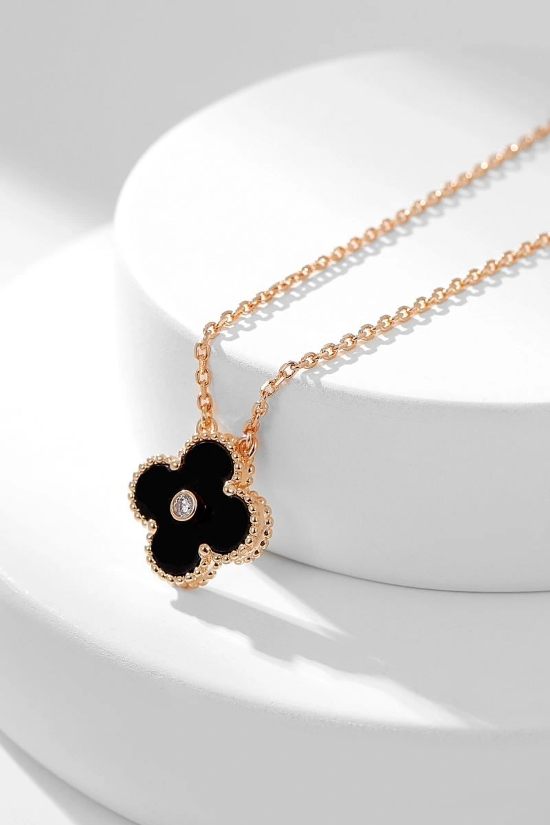 FlexibleFit Vca Necklaces 254283