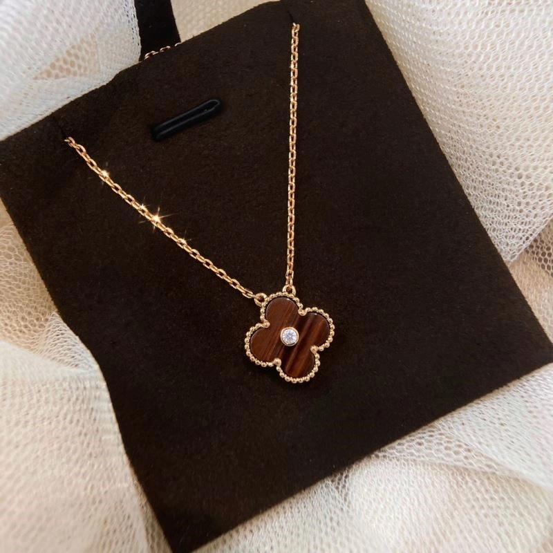 Vca Necklaces SmartChoice 254279