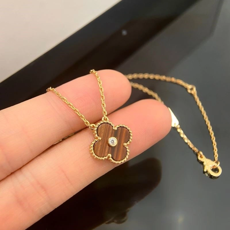 Vca Necklaces SmartChoice 254279