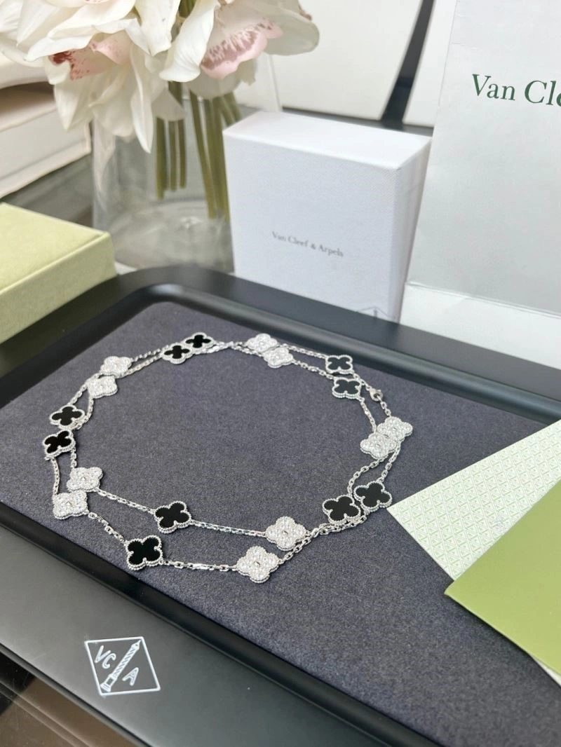 Vca Necklaces ModernLook 254277