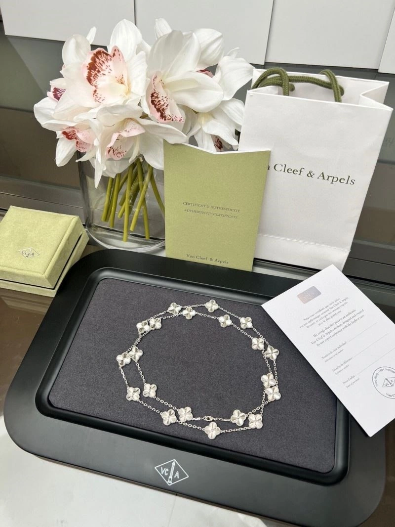 Vca Necklaces Comfortable 254262