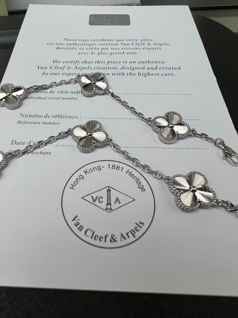 Vca Necklaces Comfortable 254262