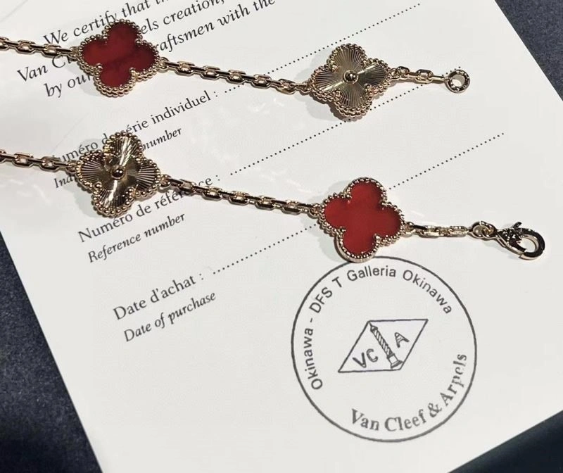 Cozy Vca Necklaces 254244