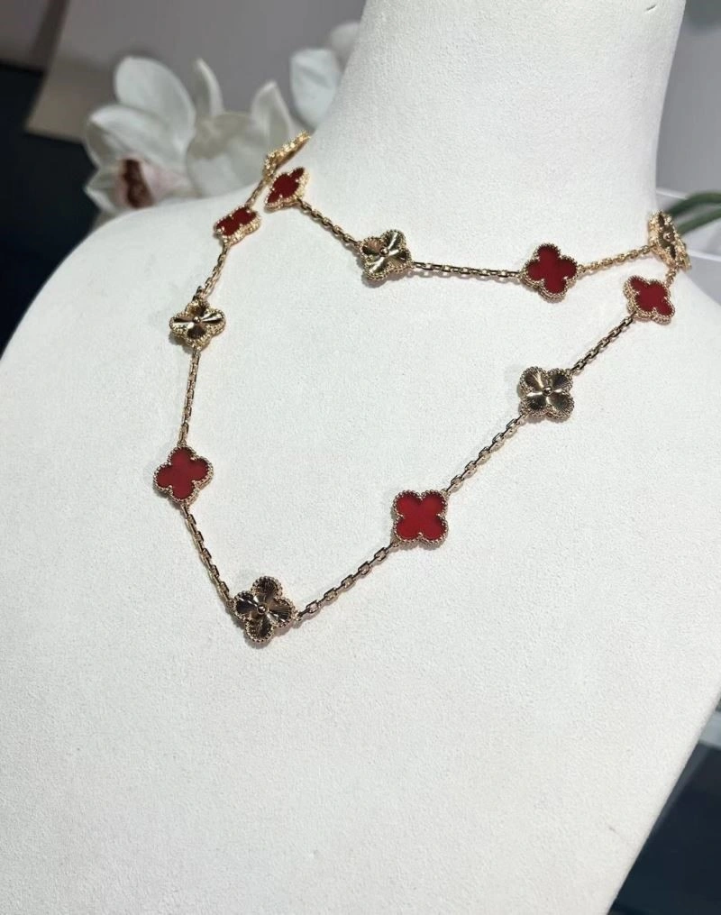 Cozy Vca Necklaces 254244