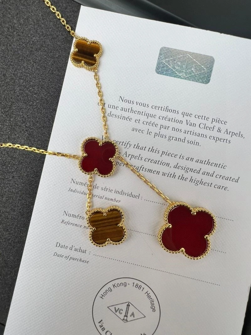 Lightweight Vca Necklaces 254253