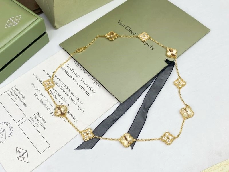 Vca Necklaces Lightweight 254197