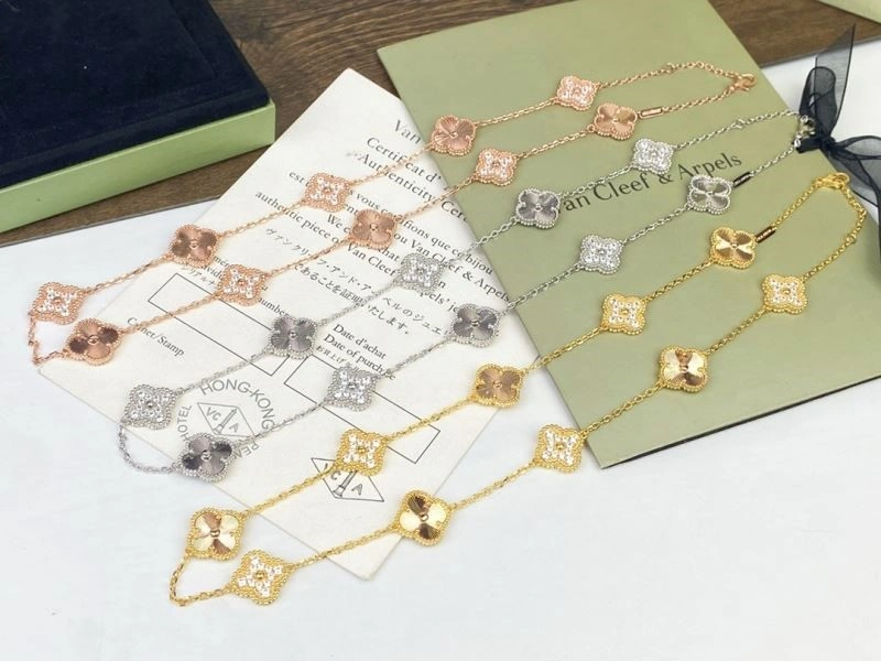 Vca Necklaces Lightweight 254197