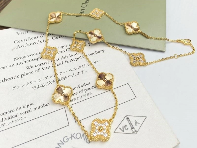 Vca Necklaces Lightweight 254197