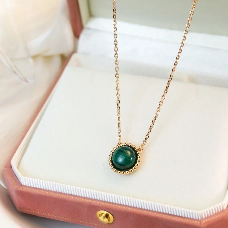 Vca Necklaces TravelReady 254196