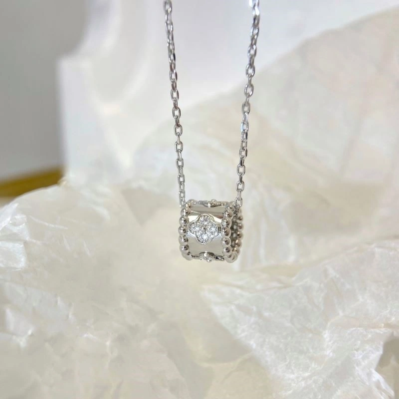 Vca Necklaces Stylish 254194