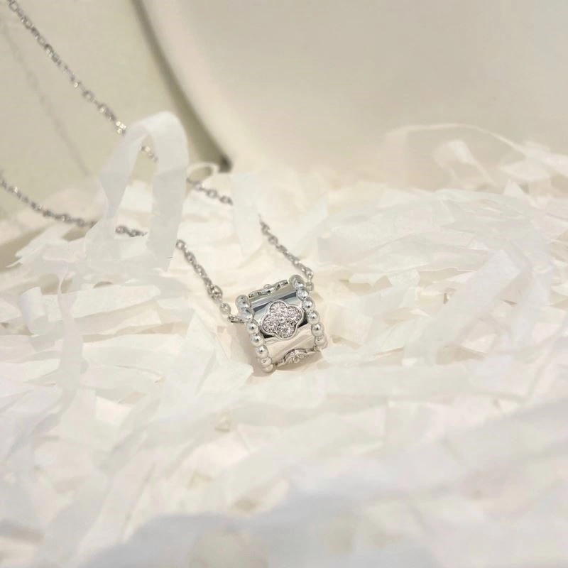 Vca Necklaces Stylish 254194
