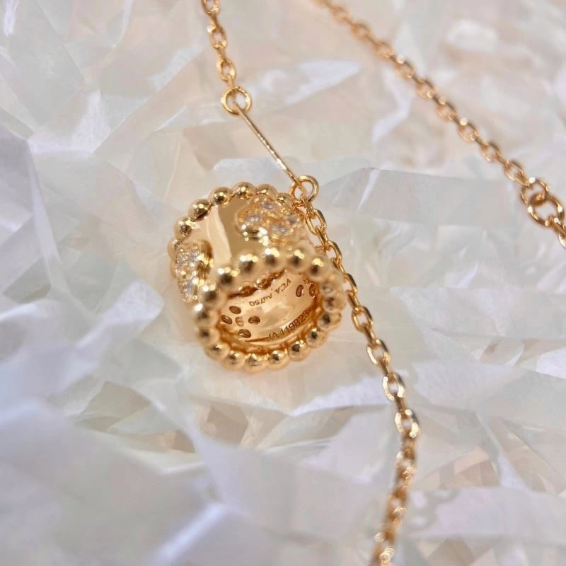 Vca Necklaces Stylish 254194