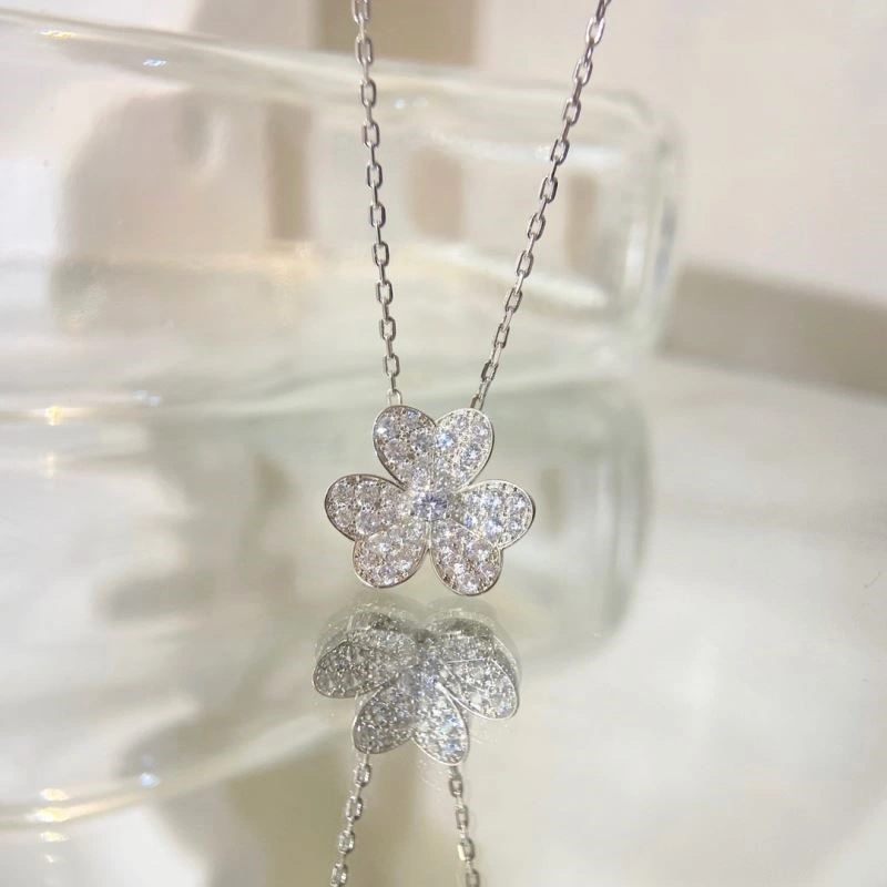 Vca Necklaces Chic 254193