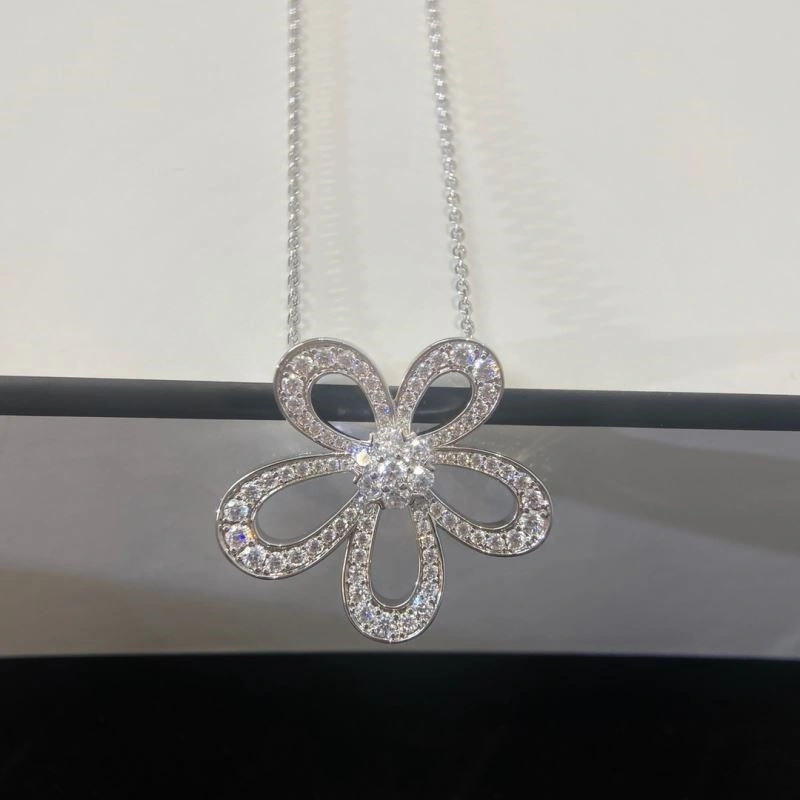 AllSeason Vca Necklaces 254192