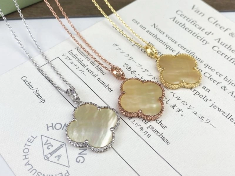 SmoothTexture Vca Necklaces 254180