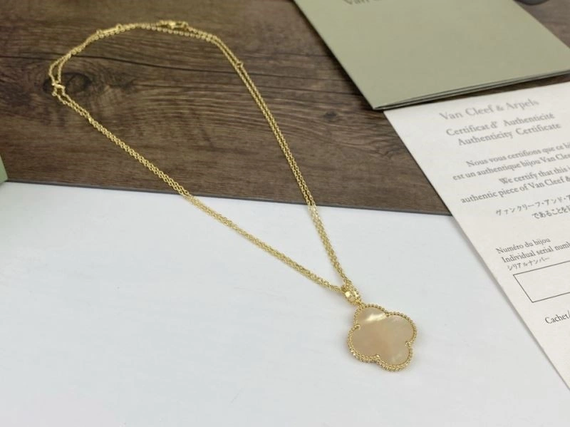 SmoothTexture Vca Necklaces 254180