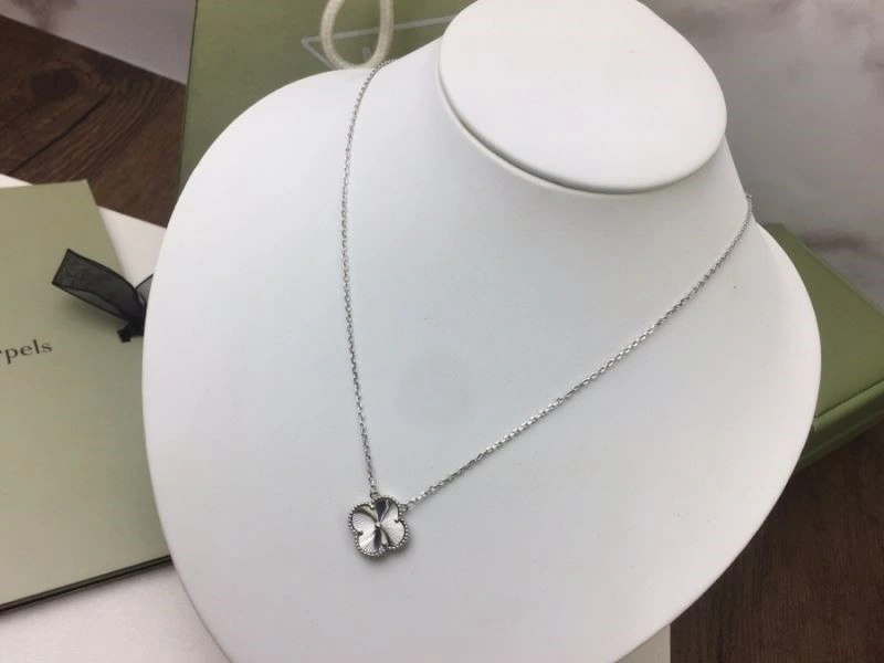 Vca Necklaces Elegant 254189
