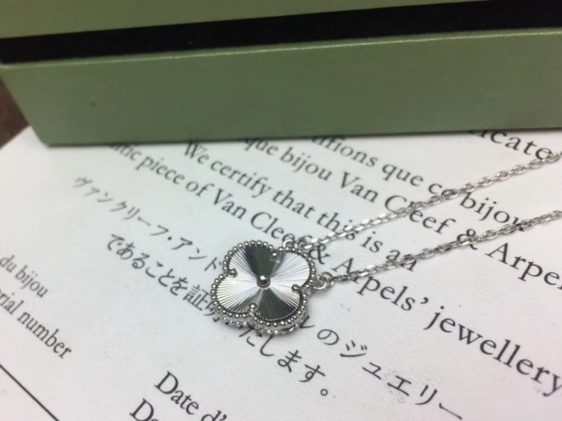 Vca Necklaces Elegant 254189