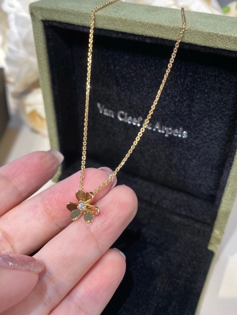 Vca Necklaces HighQuality 254179