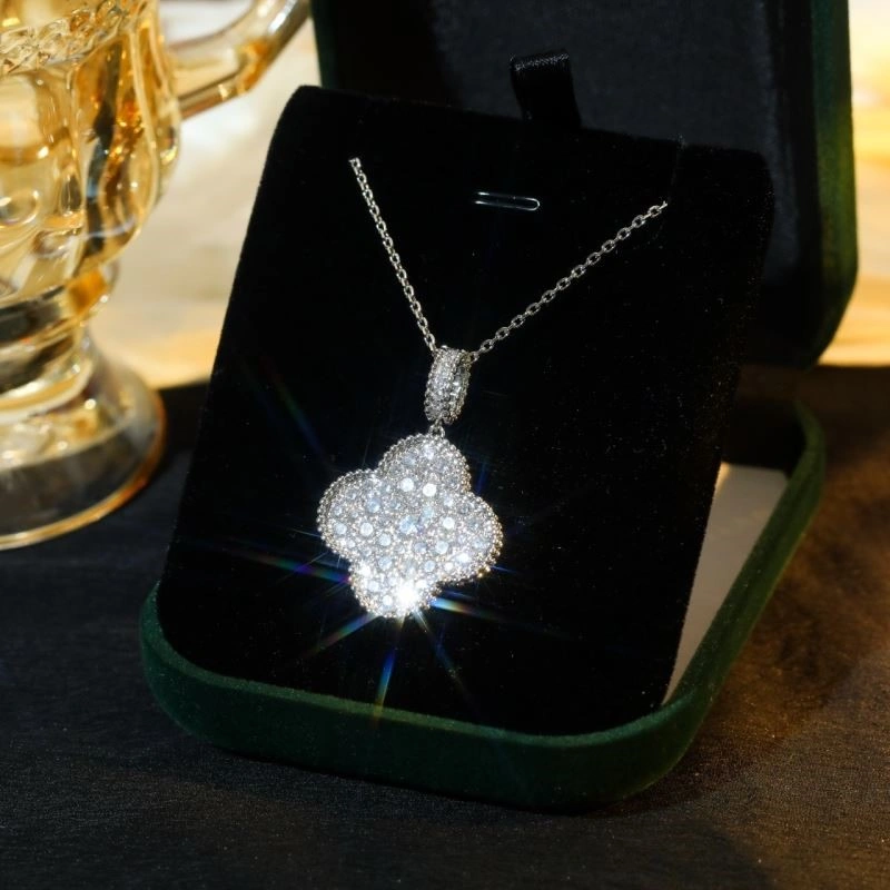 Vca Necklaces Comfortable 254181