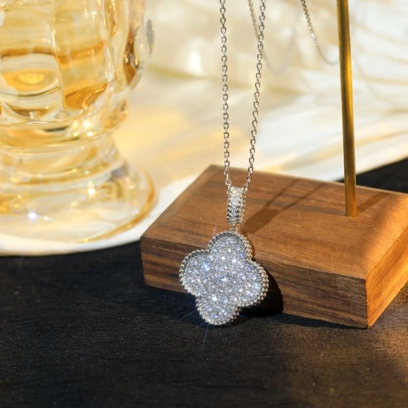 Vca Necklaces Comfortable 254181