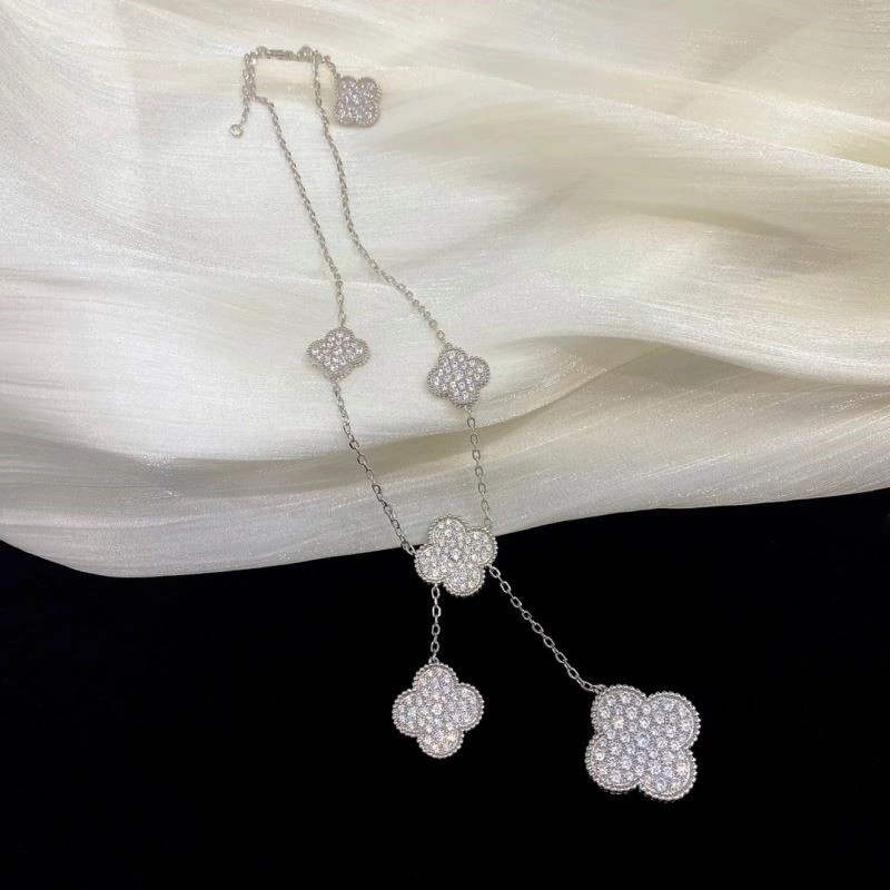 Vca Necklaces SmoothTexture 254178