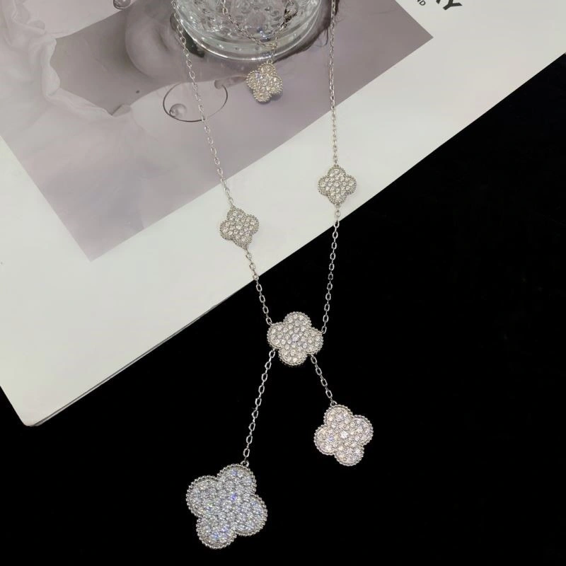 Vca Necklaces SmoothTexture 254178