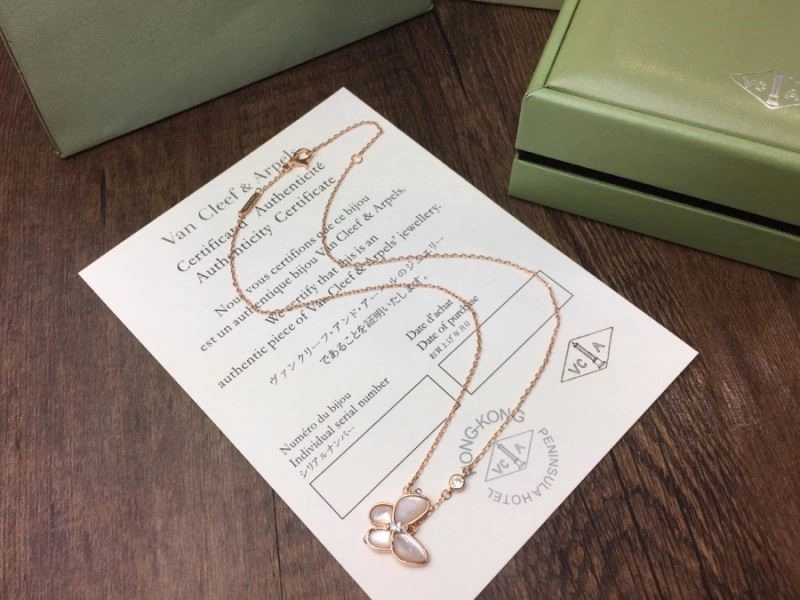 HighPerformance Vca Necklaces 254188