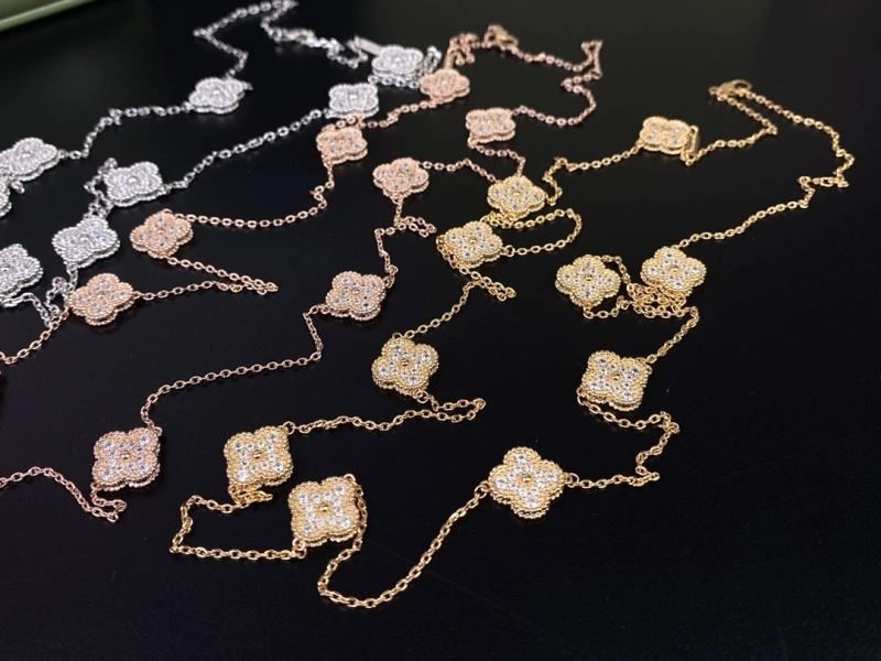 Vca Necklaces TopPick 254171