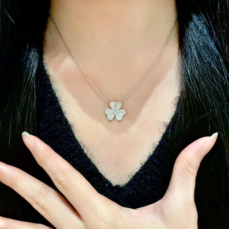 Vca Necklaces Stretchable 254187