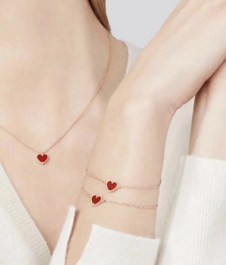 Durable Vca Necklaces 254175