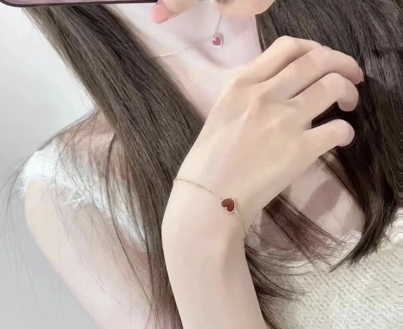 Durable Vca Necklaces 254175