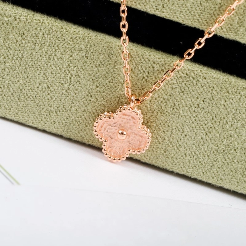 Vca Necklaces Timeless 254167