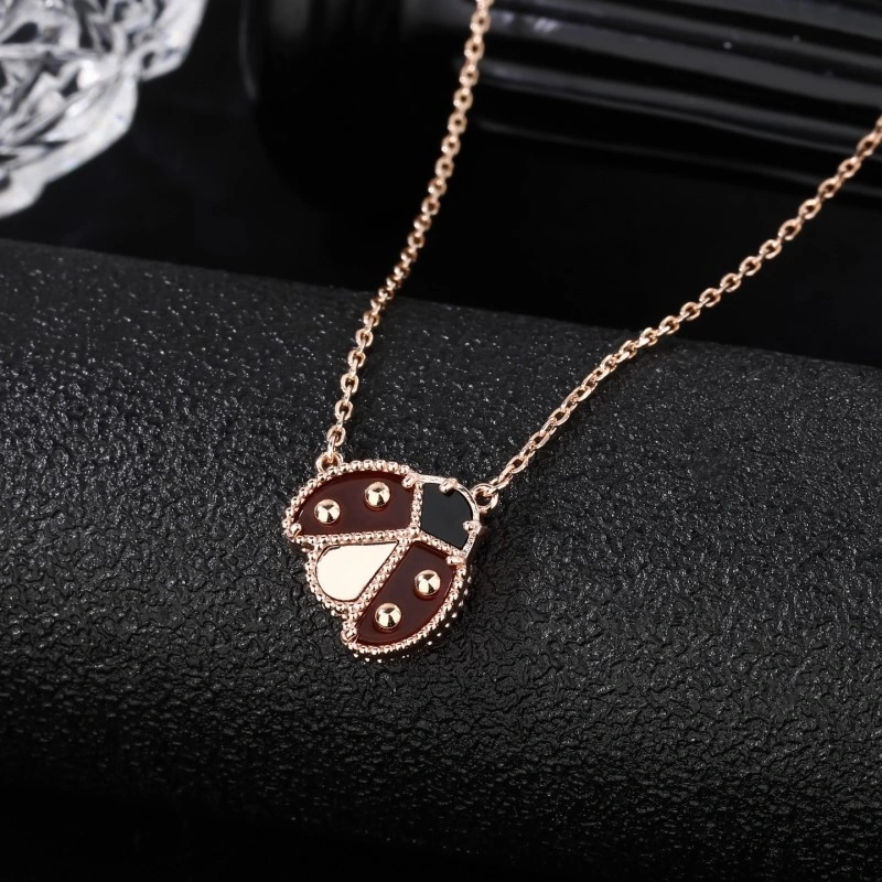TechFriendly Vca Necklaces 254163