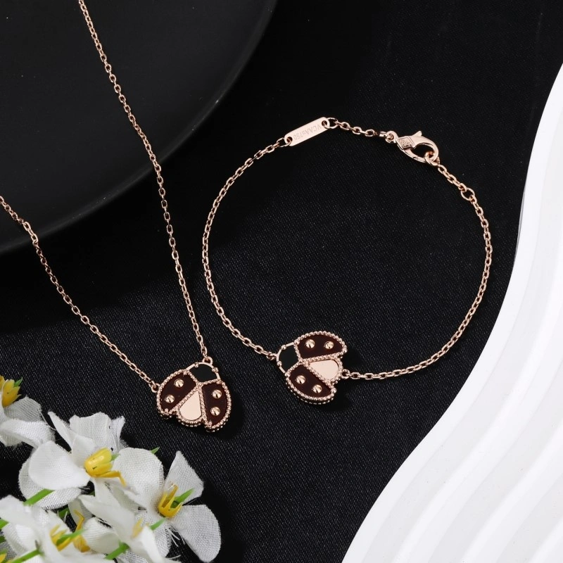 TechFriendly Vca Necklaces 254163