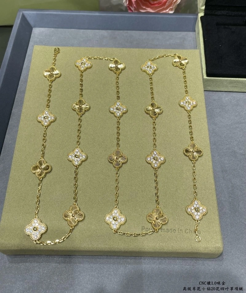 Vca Necklaces TravelReady 254169