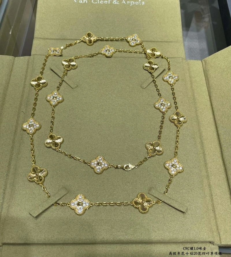Vca Necklaces TravelReady 254169