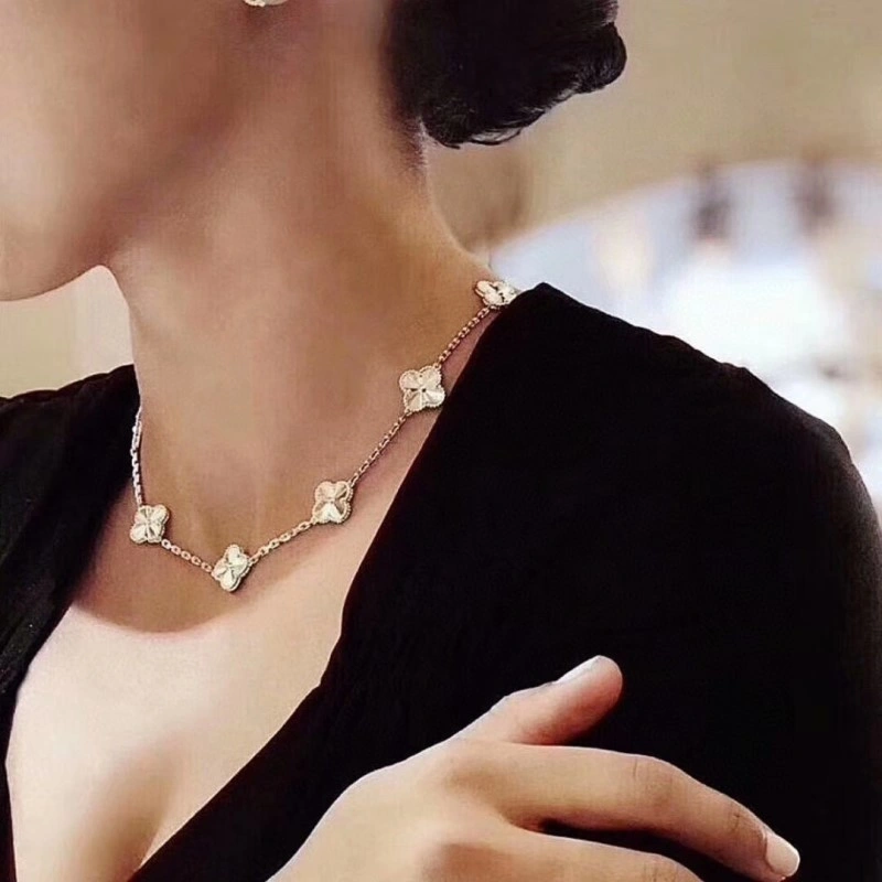 Breathable Vca Necklaces 254162