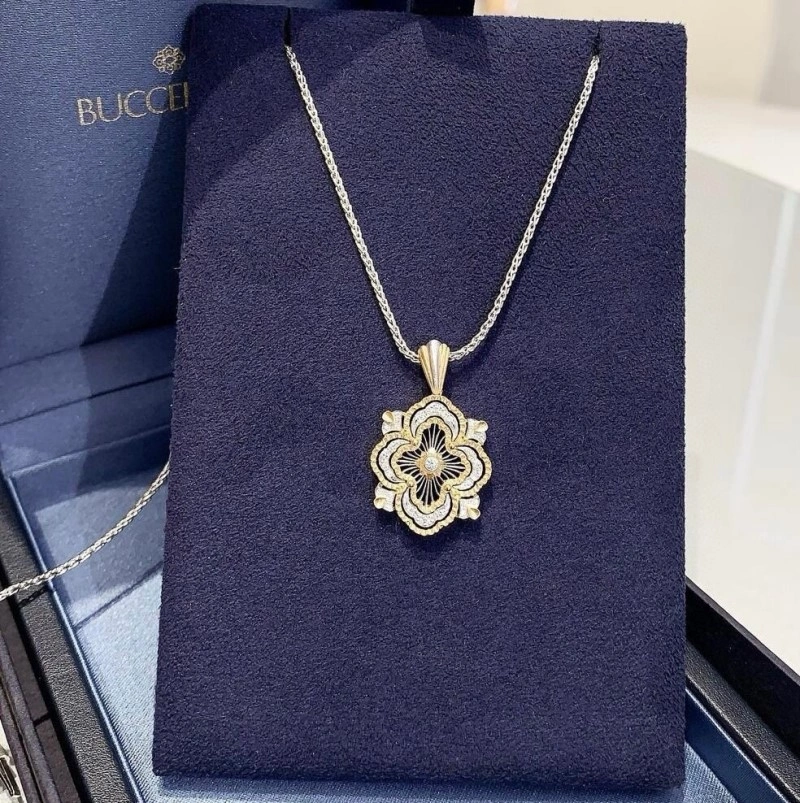 Vca Necklaces WaterResistant 254067