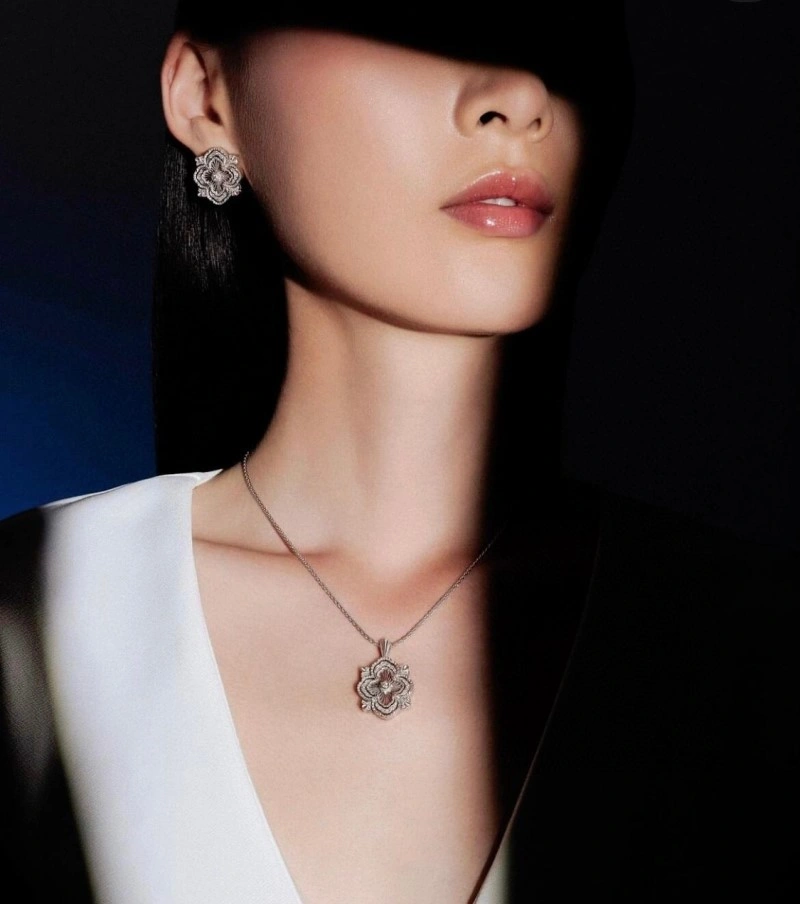 Vca Necklaces WaterResistant 254067