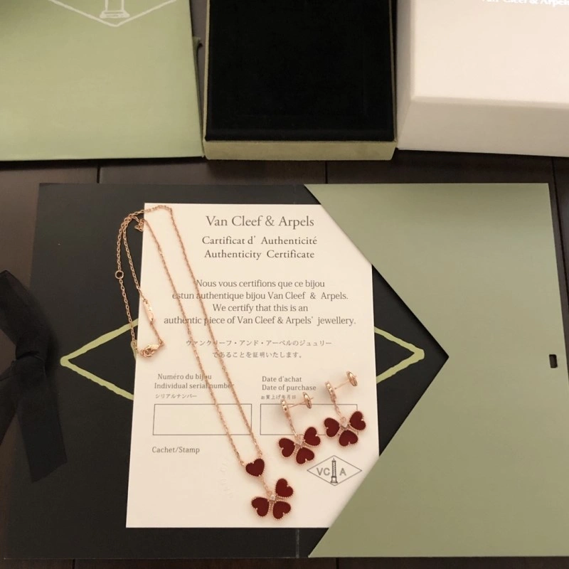 Vca Necklaces ZeroBulk 254061